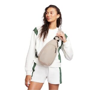 NEW PUMA Myriad Sling